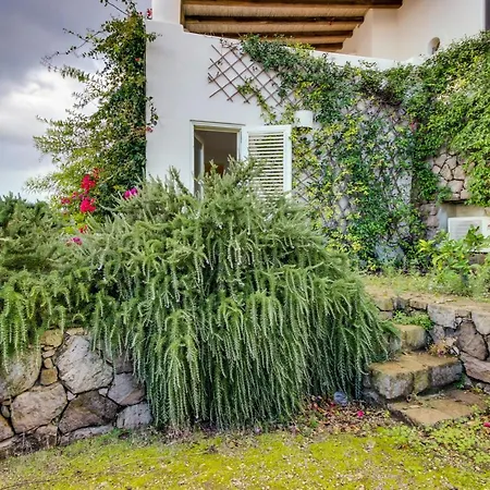 Vila Vulcano Island Breathness View